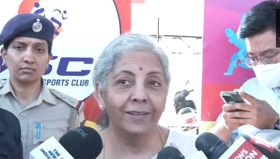 ಬಜರಂಗದಳ ಬ್ಯಾನ್: ಕಾಂಗ್ರೆಸ್ ಪ್ರಣಾಳಿಕೆ ಮೂರ್ಖತನಕ್ಕೆ ನಿದರ್ಶನ ಎಂದ ಕೇಂದ್ರ ಸಚಿವೆ ನಿರ್ಮಲಾ ಸೀತಾರಾಮನ್