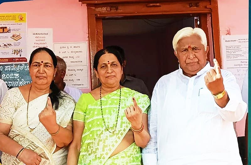 ಹೆಚ್ ಕೆ ಪಾಟೀಲ್ ಕುಟುಂಬ
