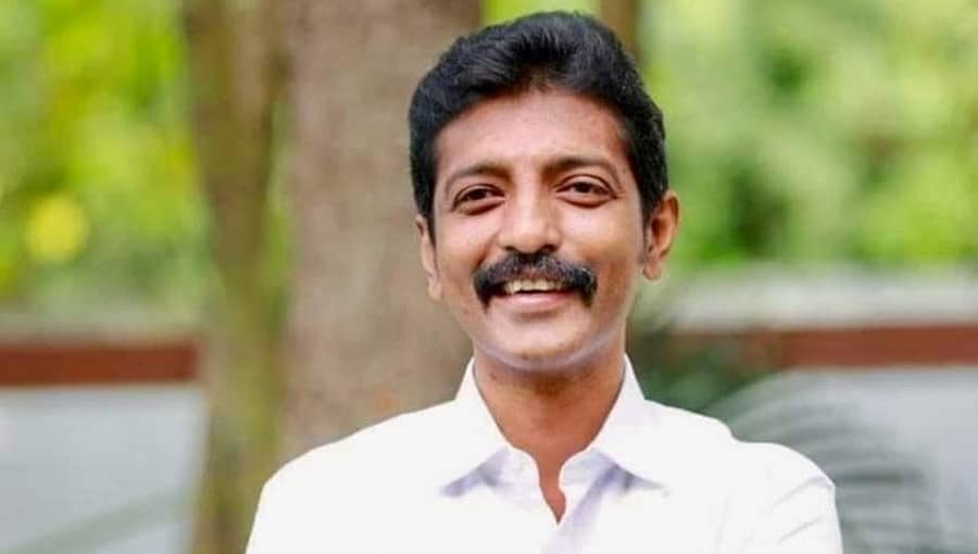 ಚಿತ್ರದುರ್ಗ: ಜೆಡಿಎಸ್ ಅಭ್ಯರ್ಥಿ ರಘು ಆಚಾರ್ ಮನೆ ಮೇಲೆ‌ ಚುನಾವಣಾಧಿಕಾರಿಗಳ ದಾಳಿ; 58 ಲಕ್ಷ ರೂ. ಜಪ್ತಿ