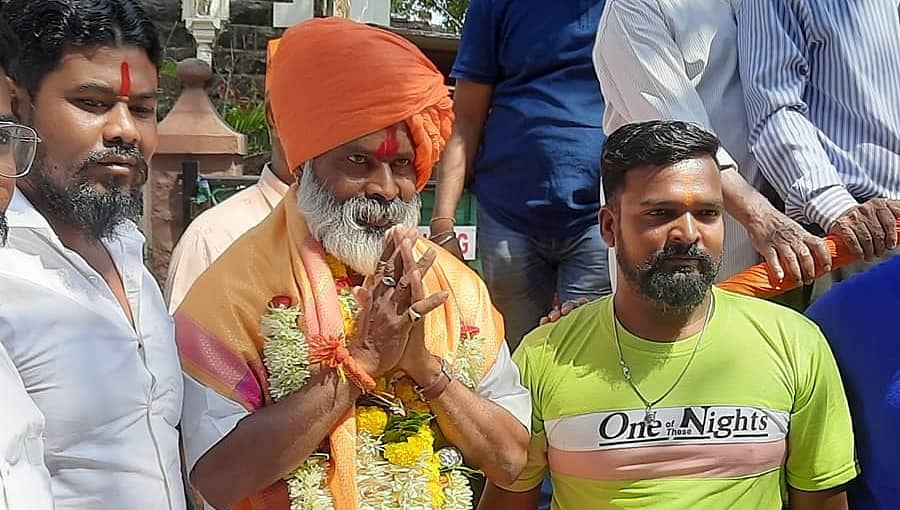 ರಾಷ್ಟ್ರೀಯ ಪಕ್ಷದ ಅಭ್ಯರ್ಥಿಯಿಂದ ಮತದಾರರಿಗೆ ಲಂಚ: ಎಂಇಎಸ್ ಅಭ್ಯರ್ಥಿ ರಮಾಕಾಂತ್ ಕೊಂಡುಸ್ಕರ್ ಆರೋಪ