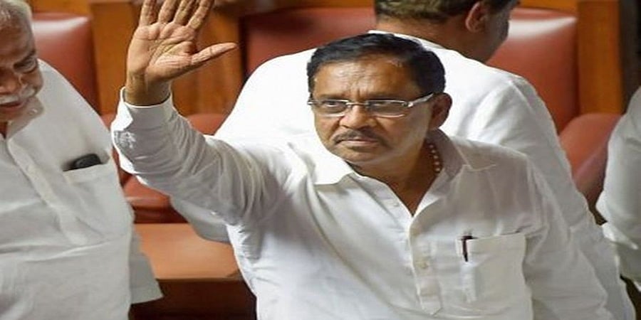 ಮುಖ್ಯಮಂತ್ರಿ ಹುದ್ದೆಗೆ ಸಿದ್ದು-ಡಿಕೆಶಿ ಫೈಟ್; ಅಖಾಡಕ್ಕೆ ಈಗ ಡಾ. ಜಿ.ಪರಮೇಶ್ವರ್ ಎಂಟ್ರಿ!