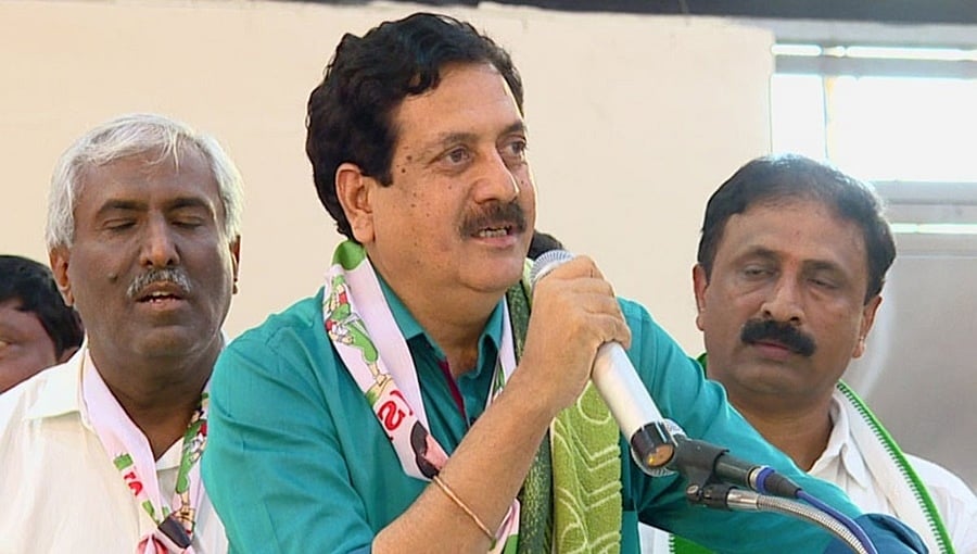 ಚುನಾವಣಾ ರಾಜಕೀಯದಿಂದ ಹಿಂದೆ ಸರಿದ ವೈ ಎಸ್ ವಿ ದತ್ತ: ಕಡೂರಿನಲ್ಲಿ ಪಶ್ಚತ್ತಾಪ ಪಾದಯಾತ್ರೆ!