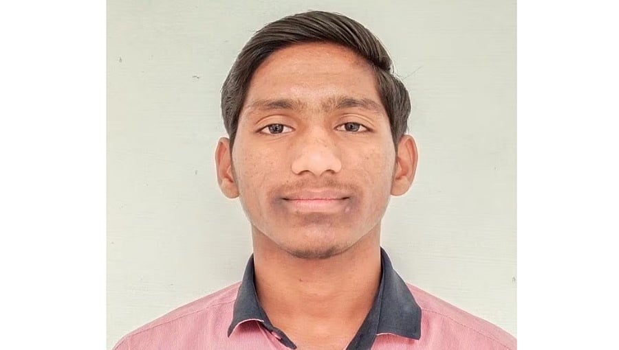 PUC ಮರು ಮೌಲ್ಯಮಾಪನ: ತಬಸುಮ್ ಶೇಖ್ ಹಿಂದಿಕ್ಕಿ ವಿಶೇಷ ಚೇತನ ವಿದ್ಯಾರ್ಥಿ ಕುಶಾಲ್​​ ನಾಯ್ಕ್ ರಾಜ್ಯಕ್ಕೆ ಪ್ರಥಮ