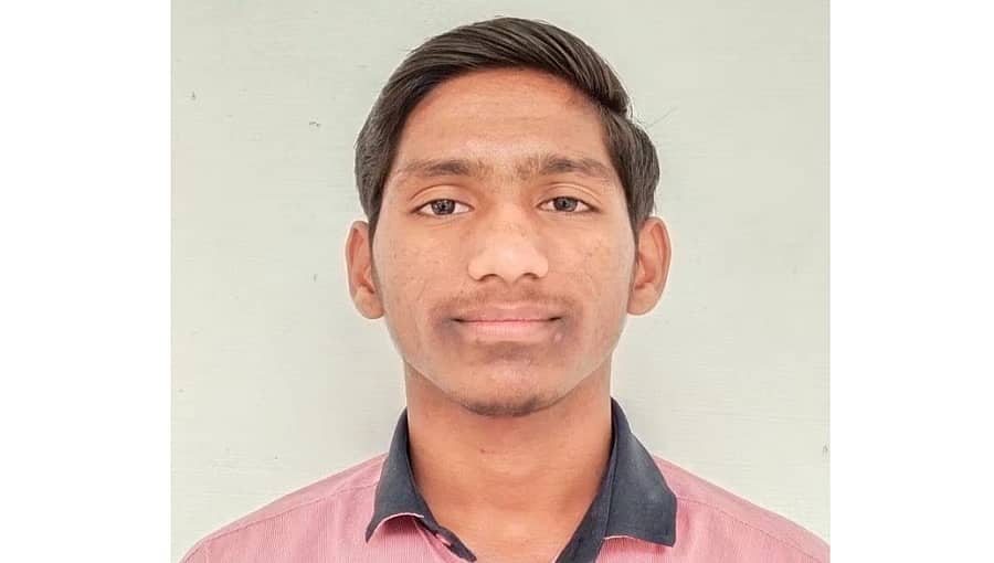 PUC ಮರು ಮೌಲ್ಯಮಾಪನ: ತಬಸುಮ್ ಶೇಖ್ ಹಿಂದಿಕ್ಕಿ ವಿಶೇಷ ಚೇತನ ವಿದ್ಯಾರ್ಥಿ ಕುಶಾಲ್​​ ನಾಯ್ಕ್ ರಾಜ್ಯಕ್ಕೆ ಪ್ರಥಮ