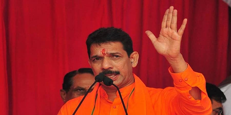 ಸಿಎಂ ಸಿದ್ದರಾಮಯ್ಯ ಕಾಂಗ್ರೆಸ್ ಹೈಕಮಾಂಡ್ನ ಕೈಗೊಂಬೆ, ರಬ್ಬರ್ ಸ್ಟಾಂಪ್ ಆಗಿದ್ದಾರೆ: ನಳಿನ್ ಕುಮಾರ್ ಕಟೀಲ್
