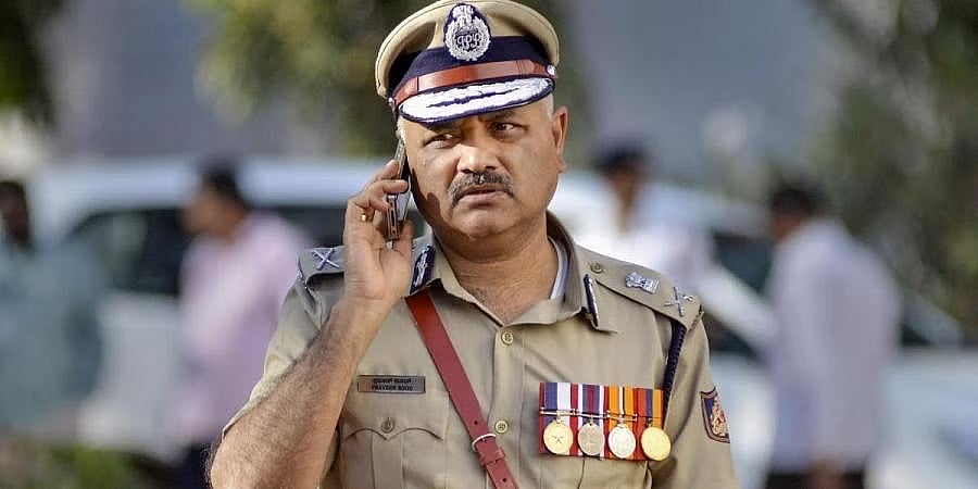 ಪೊಲೀಸ್ ಅಧಿಕಾರಿಗಳ ಅತ್ಯುತ್ತಮ ತೀರ್ಪುಗಾರರು ಎಂದರೆ ಕಾನ್ಸ್ಟೇಬಲ್ಸ್: ಪ್ರವೀಣ್ ಸೂದ್