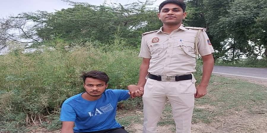 ಅಪ್ರಾಪ್ತ ವಯಸ್ಸಿನ ಬಾಲಕಿಗೆ 20 ಬಾರಿ ಇರಿದು ಹತ್ಯೆ: ರಾಷ್ಟ್ರ ರಾಜಧಾನಿಯಲ್ಲಿ ಪೈಶಾಚಿಕ ಕೃತ್ಯ, ರಕ್ಕಸ ಪ್ರೇಮಿ ಸೆರೆ
