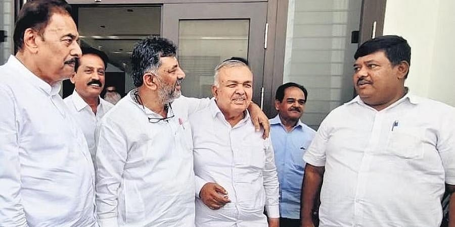 'ಸಂಕಷ್ಟದಲ್ಲಿರುವ ಸಾರಿಗೆ' ಬೇಡವೆ ಬೇಡ- ರಾಮಲಿಂಗಾ ರೆಡ್ಡಿ ಖಾತೆ 'ಕ್ಯಾತೆ': ಮನವೊಲಿಸಲು ಸಿಎಂ-ಡಿಸಿಎಂ ಸುಸ್ತೋ ಸುಸ್ತು!