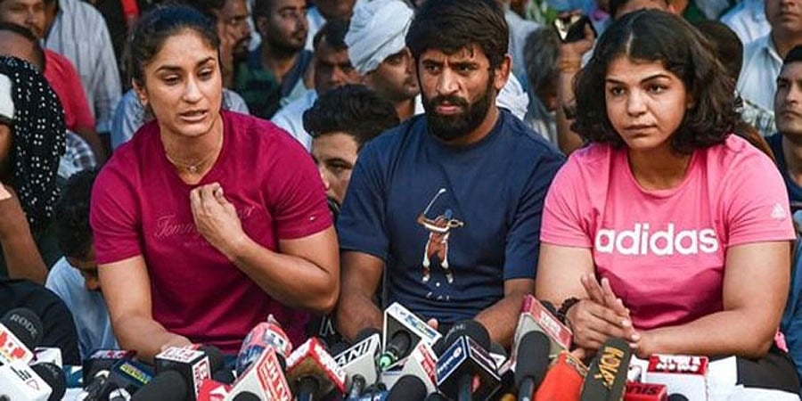 ಸಾಕ್ಷಿ ಮಲ್ಲಿಕ್ ಹೊರತುಪಡಿಸಿ, ಮನೆಗಳಿಗೆ ಮರಳಿದ ಹೋರಾಟ ನಿರತ ಕುಸ್ತಿಪಟುಗಳು!