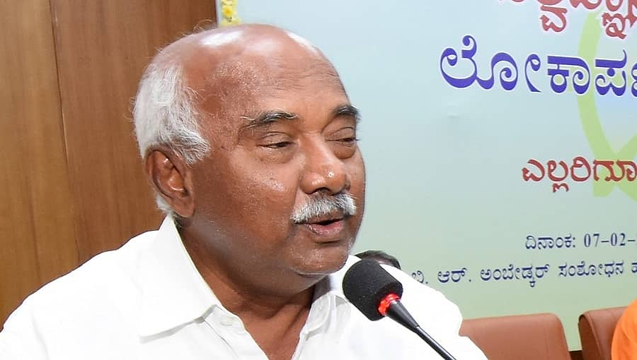 ವರುಣಾದಲ್ಲಿ ಸಿದ್ದರಾಮಯ್ಯ ಸೋಲಿಸಲು ಬಿಜೆಪಿಯಿಂದ ದೊಡ್ಡ ಪಿತೂರಿ: ಎಂಎಲ್'ಸಿ ವಿಶ್ವನಾಥ್