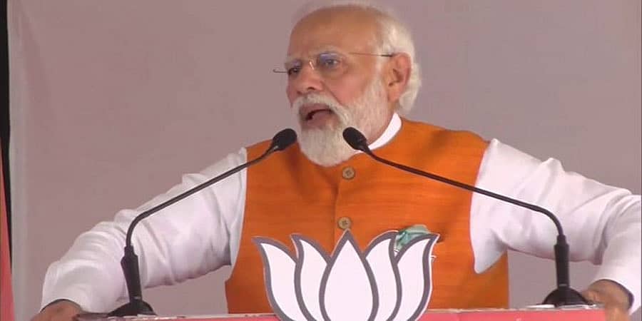'ದಿ ಕೇರಳ ಸ್ಟೋರಿ' ಚಿತ್ರ ಭಯೋತ್ಪಾದನೆಯ ಸಂಚು ಆಧರಿಸಿದ್ದು, ವೋಟ್ ಬ್ಯಾಂಕ್ಗಾಗಿ ಕಾಂಗ್ರೆಸ್ ವಿರೋಧ: ಬಳ್ಳಾರಿಯಲ್ಲಿ ಪ್ರಧಾನಿ ಮೋದಿ