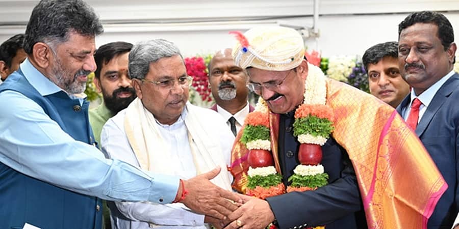 ಎಸಿಬಿ ರದ್ದುಪಡಿಸಿದ 'ಜನ ಸಾಮಾನ್ಯರ ನ್ಯಾಯಾಧೀಶ' ವೀರಪ್ಪಗೆ ಬೀಳ್ಕೊಡುಗೆ