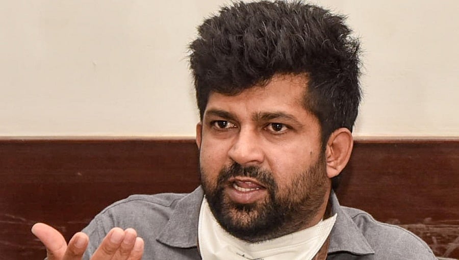 'ಬಿಜೆಪಿಯ ಕೆಲ ಅತಿರಥ-ಮಹಾರಥ ನಾಯಕರ ಜೊತೆ ಸಿದ್ದರಾಮಯ್ಯ ಒಳ ಒಪ್ಪಂದ: ಕೆಲ ಮುಖಂಡರಿಂದ ಪಕ್ಷ ಮಣ್ಣು ತಿಂದಿದೆ'