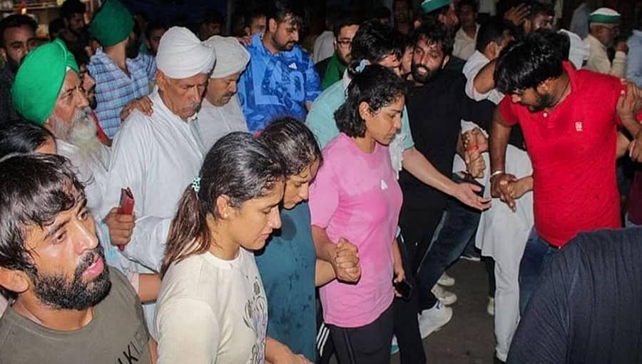 ಕುಸ್ತಿಪಟುಗಳಿಗೆ 'ಲೈಂಗಿಕ ಕಿರುಕುಳ', ಆಯ್ಕೆ ಮಾಡಲು 'sexual favours' ಕೇಳಿದ್ದ WFI ಮುಖ್ಯಸ್ಥ; ಬ್ರಿಜ್ ಭೂಷಣ್ ವಿರುದ್ಧದ 2 FIR ನಲ್ಲೇನಿದೆ?