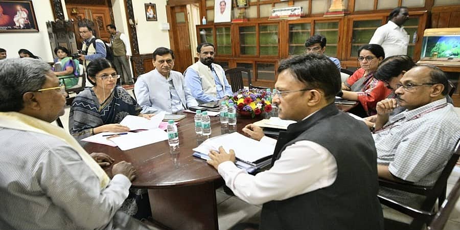 ಕಾಂಗ್ರೆಸ್ ನ ಮೂರು ಗ್ಯಾರಂಟಿಗಳಿಗೆ ಅನುಮೋದನೆ?: ಸರ್ಕಾರಕ್ಕೆ ನೀಲನಕ್ಷೆ ಸಲ್ಲಿಸಿದ ಹಣಕಾಸು ಇಲಾಖೆ