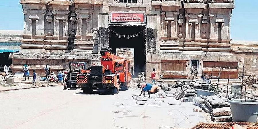 ಜಿ-20 ಶೃಂಗಸಭೆಗೆ ಸಿದ್ಧತೆ ಹೆಸರಲ್ಲಿ ಹಂಪಿಯಲ್ಲಿ ಭಾರೀ ವಾಹನಗಳಿಗೆ ಪ್ರವೇಶ; ನಿಯಮ ಉಲ್ಲಂಘಿಸಿದ ಜಿಲ್ಲಾಡಳಿತ!