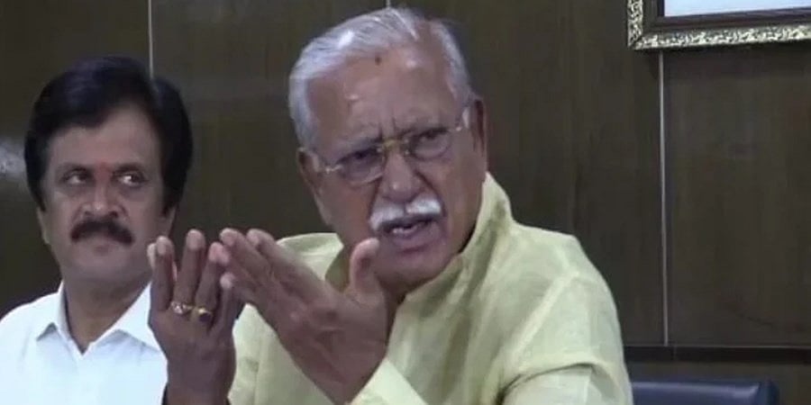 ಅಂದು ಲುಂಗಿ ಏರಿಸಿ 10 ಕೆಜಿ ಅಕ್ಕಿ ಕೊಡ್ತೀವಿ ಅಂದ ಸಿದ್ದರಾಮಯ್ಯ ಇಂದು ಜನರಿಗೆ ಮೋಸ ಮಾಡ್ತಿದ್ದಾರೆ: ರಮೇಶ್ ಜಿಗಜಿಣಗಿ