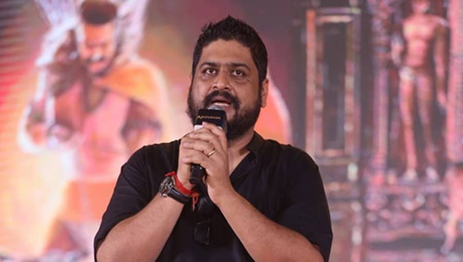 ಆದಿಪುರುಷ ವಿವಾದ: ಮನೋಜ್ ಮುಂತಶಿರ್ ನಂತರ ಈಗ 'ಆದಿಪುರುಷ' ನಿರ್ದೇಶಕ ಓಂ ರಾವುತ್‌ಗೆ ಪೊಲೀಸ್ ರಕ್ಷಣೆ