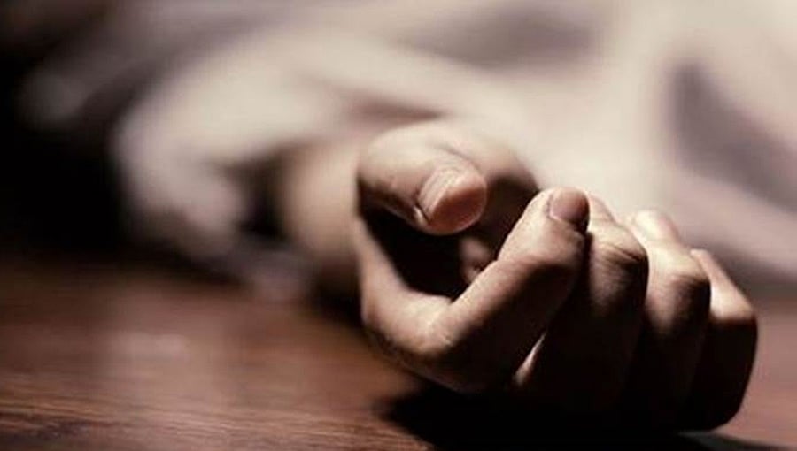 ವಿಜಯನಗರ: ನೆರೆಮನೆಯಾತನಿಂದ ಅತ್ಯಾಚಾರ, ವಿಕಲಚೇತನ ಮಹಿಳೆ ಆತ್ಮಹತ್ಯೆಗೆ ಶರಣು