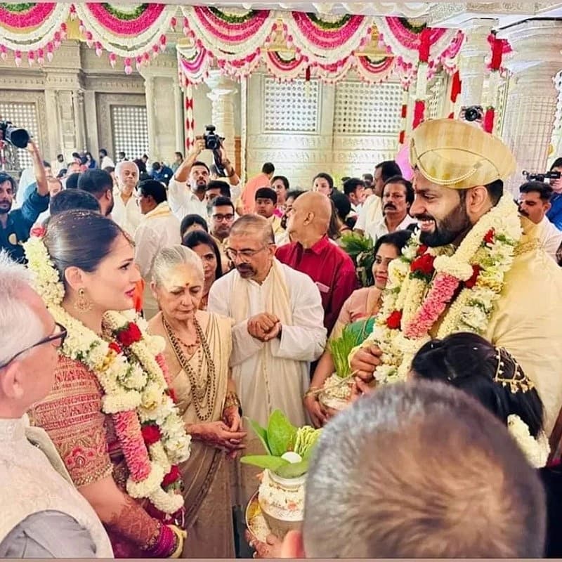 ವಿವಾಹ ಕಾರ್ಯಕ್ರಮದಲ್ಲಿ ಅಭಿ-ಅವಿವಾ