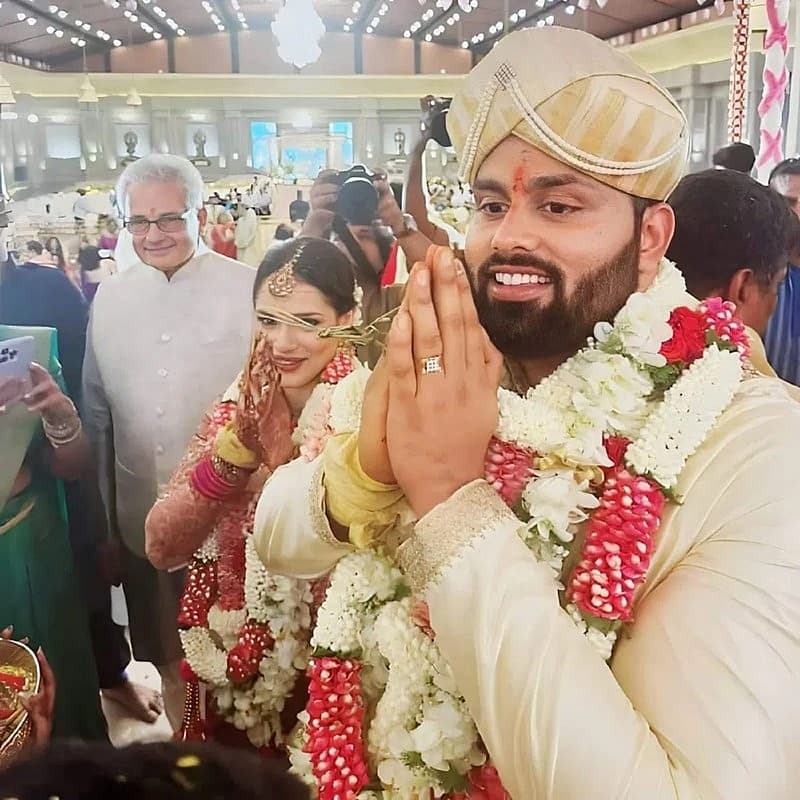 ವಿವಾಹದ ಸಾಂಪ್ರದಾಯಿಕ ಕಾರ್ಯಕ್ರಮ