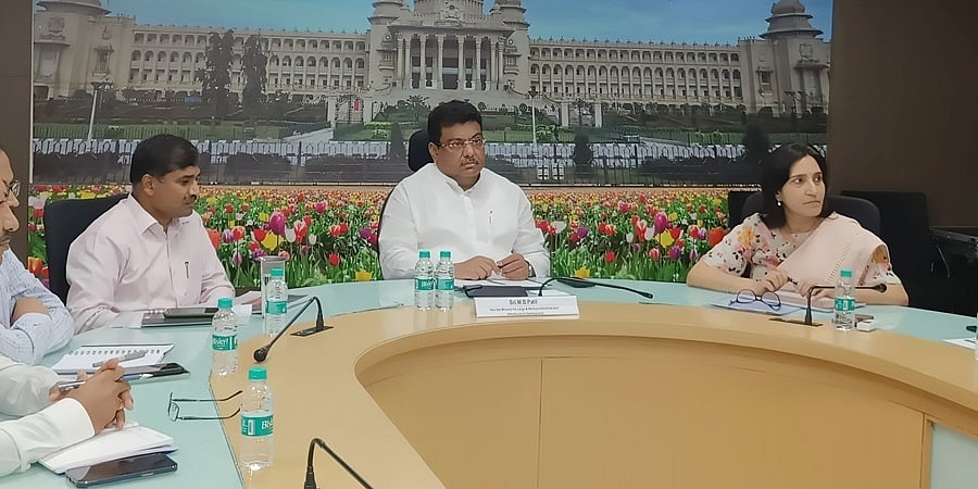 ಮೈಸೂರು, ಗೌರಿಬಿದನೂರು, ಕೋಲಾರಕ್ಕೆ ಉಪನಗರ ರೈಲು ಯೋಜನೆ ವಿಸ್ತರಣೆ: ಎಂ.ಬಿ.ಪಾಟೀಲ್