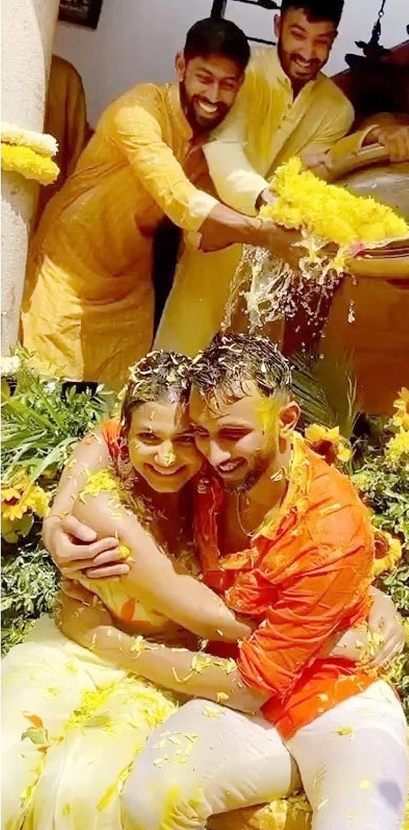 ಪ್ರಸಿದ್ಧ್ ಕೃಷ್ಣ ಮತ್ತು ರಚನಾ ನಿಶ್ಚಿತಾರ್ಥದ ಫೋಟೋಗಳು