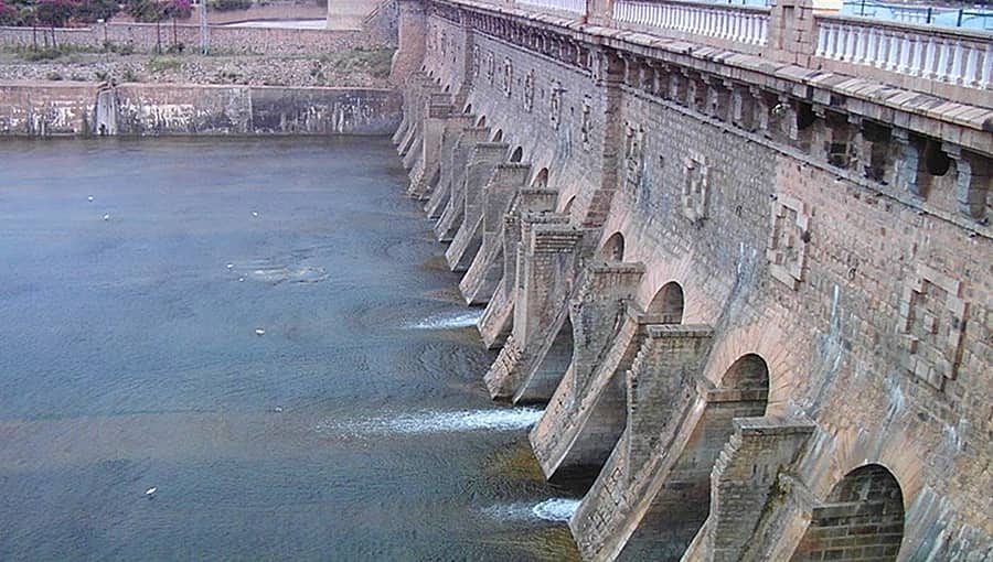 ಲಿಂಗನಮಕ್ಕಿ ಜಲಾಶಯದಲ್ಲಿ ತಳ ಸೇರುತ್ತಿರುವ ನೀರು: 20 ದಿನಗಳ ಕಾಲ ಮಾತ್ರ ವಿದ್ಯುತ್ ಉತ್ಪಾದನೆ ಸಾಧ್ಯ!