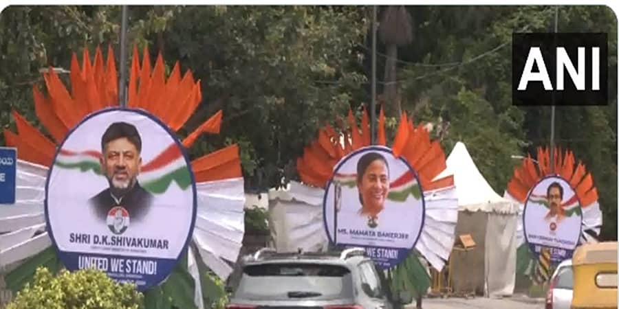ಬೆಂಗಳೂರಿನಲ್ಲಿ ನಾಳೆಯಿಂದ ಎರಡು ದಿನ ವಿಪಕ್ಷಗಳ ಸಭೆ: ಭರ್ಜರಿ ತಯಾರಿ, ಎಲ್ಲೆಡೆ ರಾರಾಜಿಸುತ್ತಿರುವ ಫೋಸ್ಟರ್ ಗಳು!