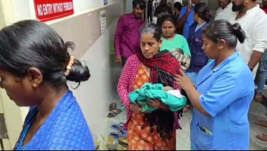ಹಿಮ್ಸ್ ಆಸ್ಪತ್ರೆಯ NICU ವಾರ್ಡ್ನಲ್ಲಿ ಶಾರ್ಟ್ ಸರ್ಕ್ಯೂಟ್: 24 ನವಜಾತ ಶಿಶುಗಳ ರಕ್ಷಣೆ