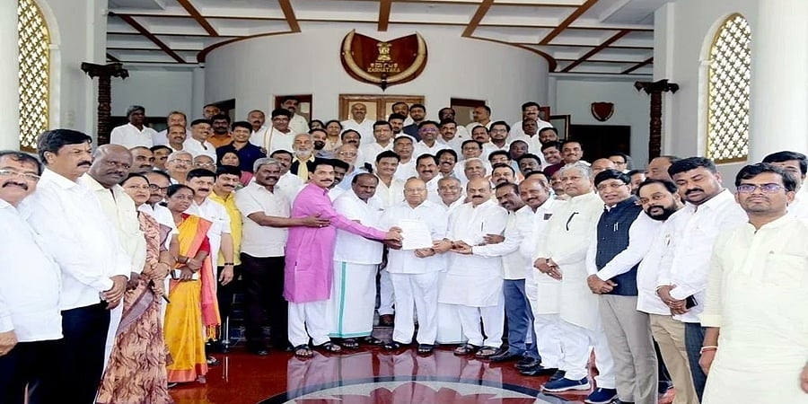 ಕಾಂಗ್ರೆಸ್ ಸರ್ಕಾರದ ವಿರುದ್ಧ ಅವಿಶ್ವಾಸ ಮಂಡನೆಗೆ ರಾಜ್ಯಪಾಲರಿಗೆ ಮನವಿ: ಬಸವರಾಜ ಬೊಮ್ಮಾಯಿ