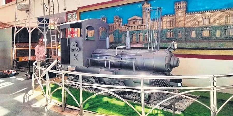 ಬೆಂಗಳೂರು ರೈಲ್ವೆ ನಿಲ್ದಾಣಗಳಲ್ಲಿ ಇನ್ನು ಮುಂದೆ ಕಾಣಸಿಗಲಿವೆ ಆಕರ್ಷಕ ಕಲಾಕೃತಿಗಳು!
