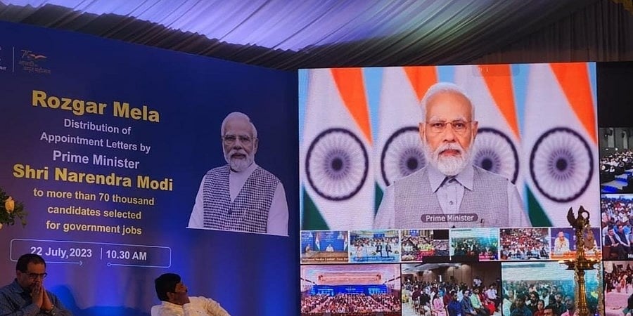 ವಿಶ್ವದ ಅಗ್ರ ಮೂರು ಆರ್ಥಿಕ ದೇಶಗಳಲ್ಲಿ ಭಾರತಕ್ಕೆ ಸ್ಥಾನ ಸದ್ಯದಲ್ಲೆ; 70 ಸಾವಿರ ಮಂದಿಗೆ ಉದ್ಯೋಗ ಪತ್ರ ವಿತರಿಸಿದ ಪ್ರಧಾನಿ ಮೋದಿ
