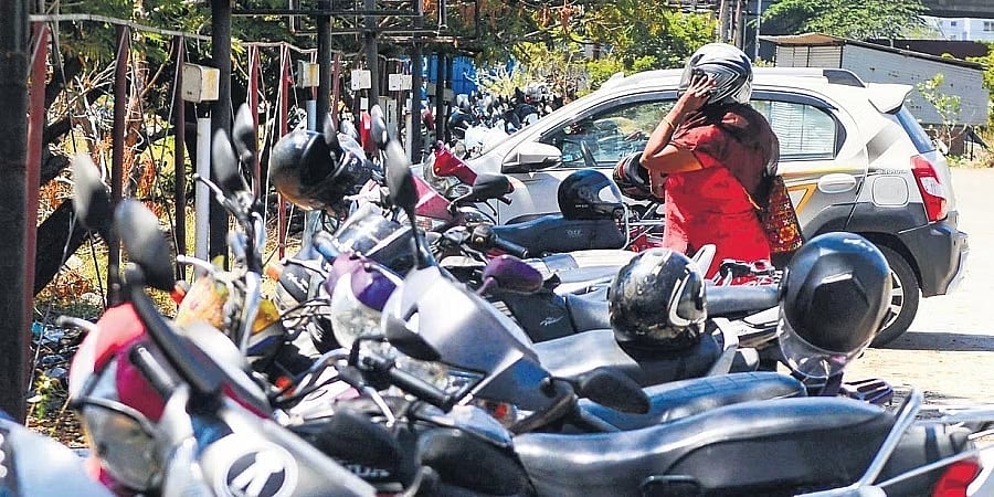 ಜೆಪಿ ನಗರದ ಔಟರ್ ರಿಂಗ್ ರಸ್ತೆಯಲ್ಲಿ ಟ್ರಾಫಿಕ್, ಪಾರ್ಕಿಂಗ್ ಸಮಸ್ಯೆ; ಪರಿಹಾರ ನೀಡಿದ ಅದೊಂದು ಟ್ವೀಟ್!