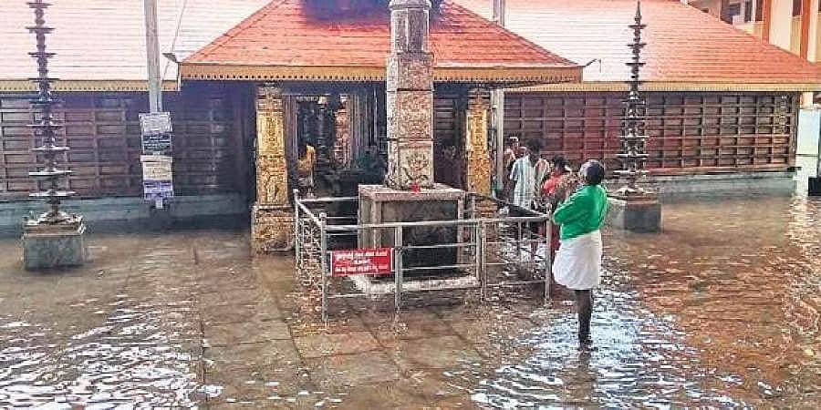 ದಕ್ಷಿಣ ಕನ್ನಡದಲ್ಲಿ ಮಳೆಯ ಆರ್ಭಟ: ಹಲವು ಮನೆಗಳಿಗೆ ಹಾನಿ, ನಿರಾಶ್ರಿತ ಕೇಂದ್ರಗಳ ಆರಂಭ