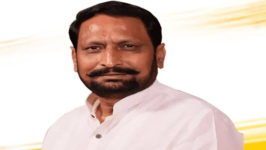 ನನ್ನ ಹತ್ತಿರ ಪೆನ್ಡ್ರೈವ್ ಇರುವುದು ಸತ್ಯ: ಒತ್ತಡ ಎಷ್ಟು ಹೆಚ್ಚಾಗುತ್ತದೆಯೋ ಅಷ್ಟು ಬೇಗ ರಿಲೀಸ್ ಮಾಡುತ್ತೇನೆ; ಲಕ್ಷ್ಮಣ ಸವದಿ