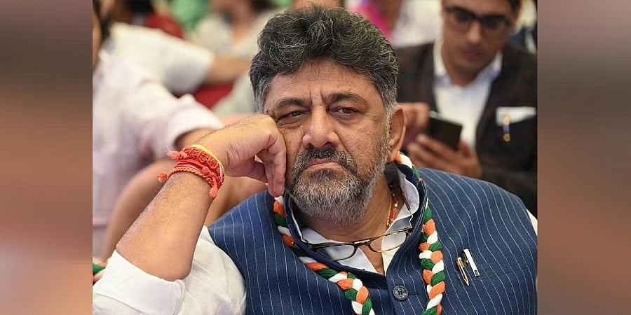 ಬಿಬಿಎಂಪಿ ಅಗ್ನಿ ಅವಘಡ: ಘಟನೆ ನಡೆದ ವೇಳೆ ಸ್ಥಳದಿಂದ ಓಡಿಹೋಗಿದ್ದ ಇಬ್ಬರು ನೌಕರರು ವಶಕ್ಕೆ; ಡಿಸಿಎಂ ಡಿಕೆ ಶಿವಕುಮಾರ್ ಹೇಳಿದ್ದೇನು?