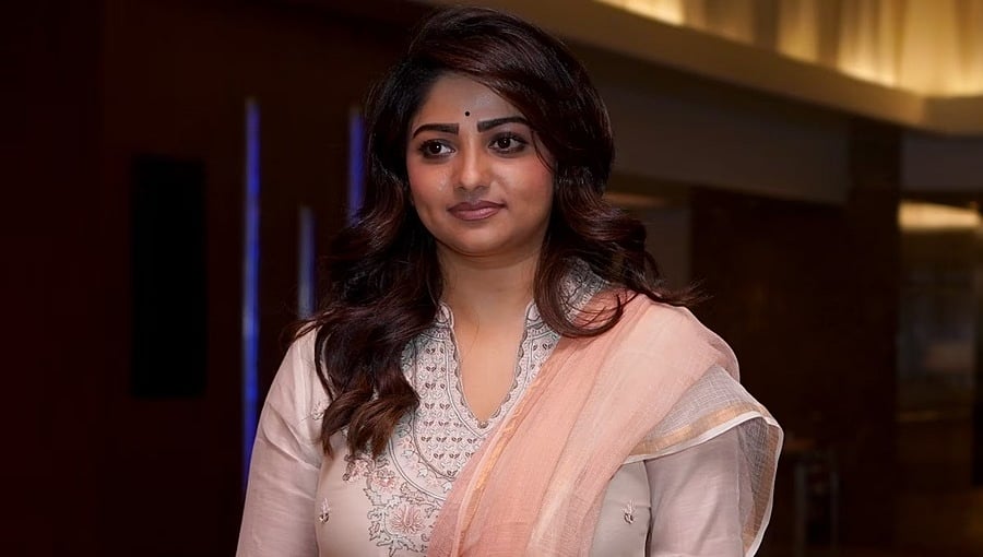 ಲಾಲ್​ಬಾಗ್​ ಸಿಬ್ಬಂದಿಗೆ ಗುದ್ದಿದ ರಚಿತಾ ರಾಮ್​ ಕಾರು: ಕಾರ್ಮಿಕನನ್ನು ಮಾತನಾಡಿಸುವ ಸೌಜನ್ಯ ತೋರದ ನಟಿ!