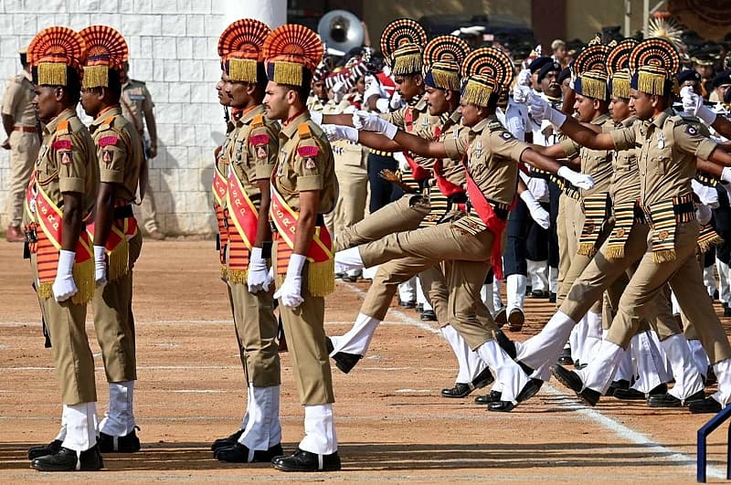 ಮಾಣಿಕ್ ಷಾ ಮೈದಾನದಲ್ಲಿ ನಡೆದ ಸ್ವಾತಂತ್ರ್ಯ ದಿನಾಚರಣೆ ಸಮಾರಂಭದ ಫೋಟೋಗಳು