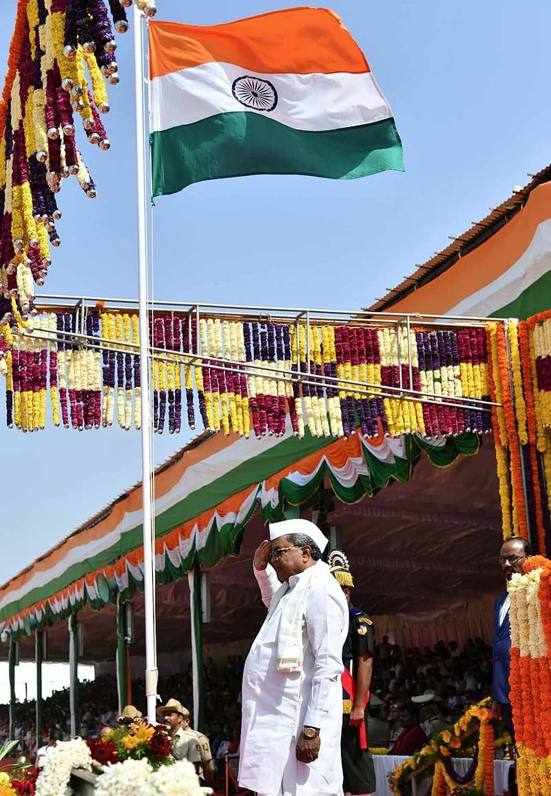 ಮಾಣಿಕ್ ಷಾ ಮೈದಾನದಲ್ಲಿ ನಡೆದ ಸ್ವಾತಂತ್ರ್ಯ ದಿನಾಚರಣೆ ಸಮಾರಂಭದ ಫೋಟೋಗಳು