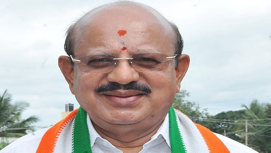 ಬೆಂಗಳೂರು-ಮೈಸೂರು ಎಕ್ಸ್ಪ್ರೆಸ್ ಹೆದ್ದಾರಿ ನಿರ್ಮಾಣವಾಗಿದೆ; ಅಗತ್ಯವಿಲ್ಲದ ನೈಸ್ ರಸ್ತೆ ಮುಟ್ಟುಗೋಲು ಹಾಕಿಕೊಳ್ಳಿ: ಟಿ.ಬಿ ಜಯಚಂದ್ರ