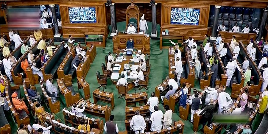 ಮಣಿಪುರ ವಿಚಾರವಾಗಿ ಮುಂದುವರಿದ ವಿಪಕ್ಷಗಳ ಪ್ರತಿಭಟನೆ; ಲೋಕಸಭೆ ಕಲಾಪ ಮಧ್ಯಾಹ್ನ 2 ಗಂಟೆಗೆ ಮುಂದೂಡಿಕೆ