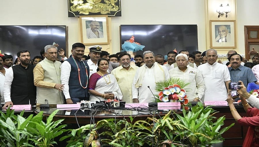 ವಿಧಾನ ಪರಿಷತ್ ನೂತನ ಸದಸ್ಯರ ಪ್ರಮಾಣ ವಚನ ಸ್ವೀಕಾರ