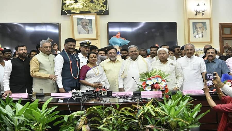 ವಿಧಾನ ಪರಿಷತ್ ನೂತನ ಸದಸ್ಯರ ಪ್ರಮಾಣ ವಚನ ಸ್ವೀಕಾರ