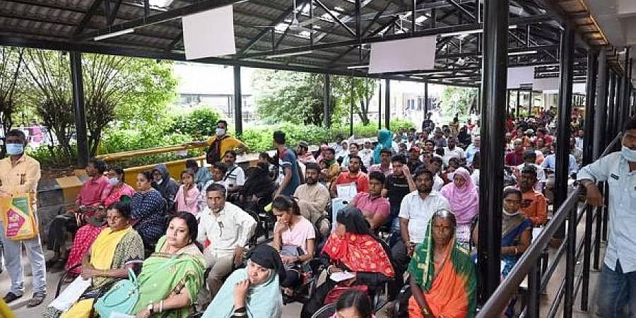ಬೆಂಗಳೂರು: ಹೊರರೋಗಿ ವಿಭಾಗಕ್ಕೆಂದೇ 4 ಅಂತಸ್ತಿನ ನೂತನ ಕಟ್ಟಡ ನಿರ್ಮಾಣಕ್ಕೆ ನಿಮ್ಹಾನ್ಸ್ ಮುಂದು!