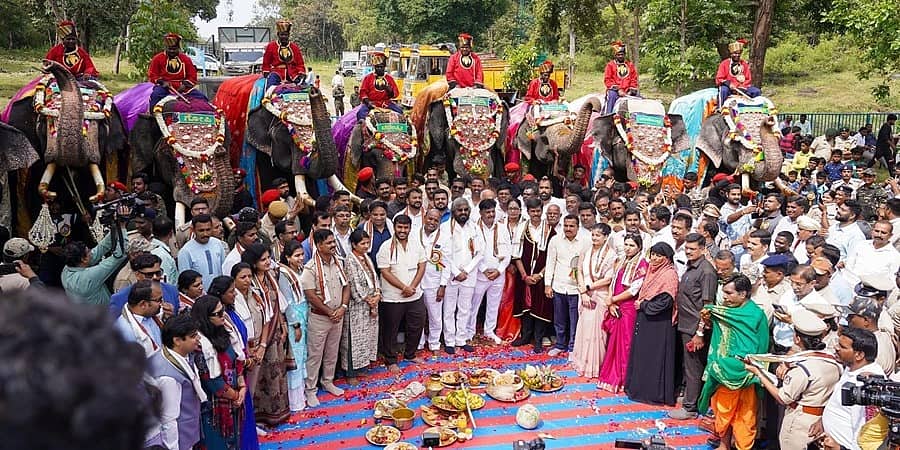 ಮೈಸೂರು ದಸರಾ 2023ಕ್ಕೆ ಮುನ್ನುಡಿ: ನಾಗರಹೊಳೆಯಿಂದ ದಸರಾ ಗಜಪಯಣಕ್ಕೆ ಚಾಲನೆ