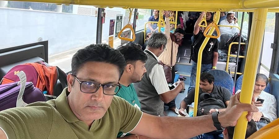 ಬೆಂಗಳೂರು ಬಂದ್ ಎಫೆಕ್ಟ್: ಬಿಎಂಟಿಸಿ ಬಸ್ ನಲ್ಲಿ ಪ್ರಯಾಣಿಸಿದ ಅನಿಲ್ ಕುಂಬ್ಳೆ!
