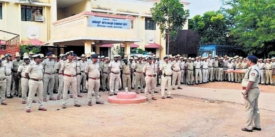 ಅರಣ್ಯ ಭೂಮಿ ಒತ್ತುವರಿ ತೆರವು; ಬಿಜೆಪಿ ಸಂಸದ, ಜಿಲ್ಲಾಧ್ಯಕ್ಷರ ವಿರುದ್ಧ ಪ್ರಕರಣ, ವಿಷ ಕುಡಿದ ಇಬ್ಬರು ಮಹಿಳೆಯರು