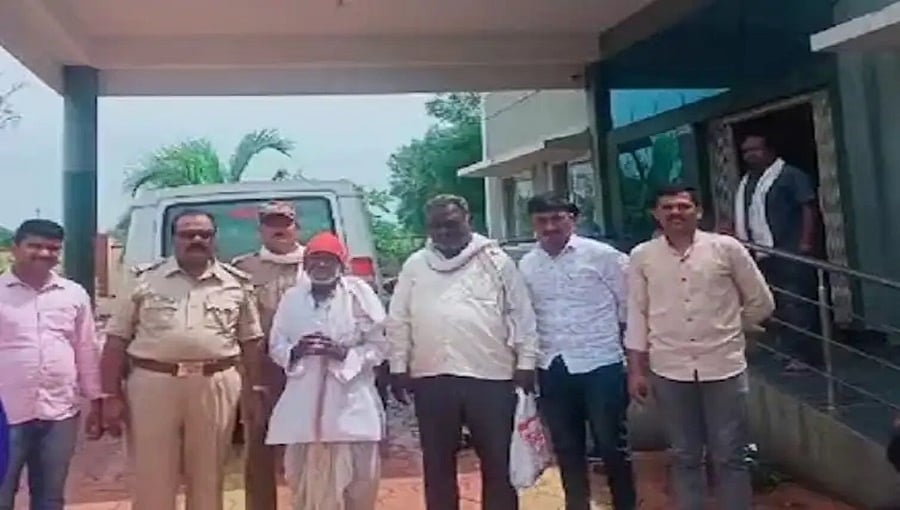 ಬೀದರ್ ಪೊಲೀಸರ ಕಾರ್ಯಾಚರಣೆ: 22ನೇ ವಯಸ್ಸಿನಲ್ಲಿ ಎಮ್ಮೆ ಕದ್ದಿದ್ದ ಆರೋಪಿ 80ನೇ ವಯಸ್ಸಿನಲ್ಲಿ ಬಂಧನ!