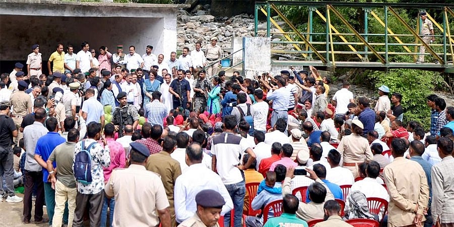 ಹಿಮಾಚಲ ಪ್ರದೇಶ ಪ್ರವಾಹವನ್ನು ರಾಷ್ಟ್ರೀಯ ವಿಪತ್ತು ಎಂದು ಘೋಷಿಸಿ: ಪ್ರಧಾನಿ ಮೋದಿಗೆ ಪ್ರಿಯಾಂಕಾ ವಾದ್ರಾ ಪತ್ರ